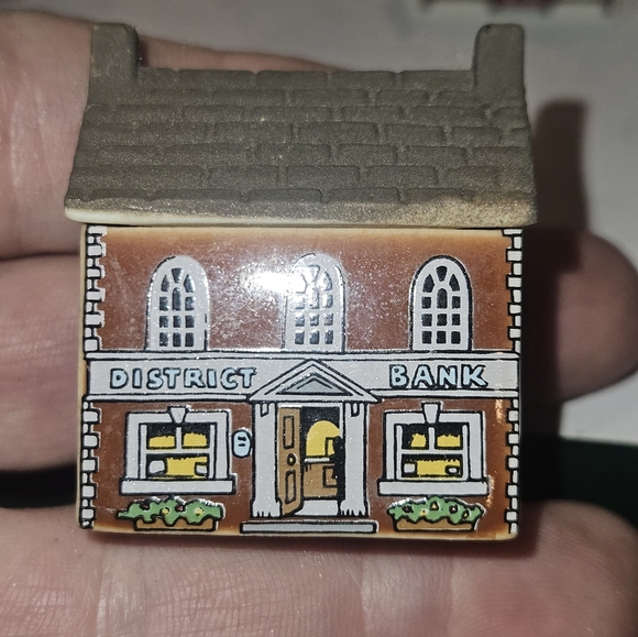 Wade Whimsy On Why Miniature Village House Set Of 4 - Picture 3 of 7